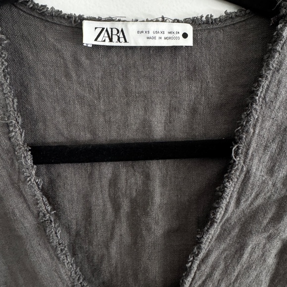 ZARA Frayed Hem Linen-Blend Crop Top | Size XS | Gray - Picture 4 of 7